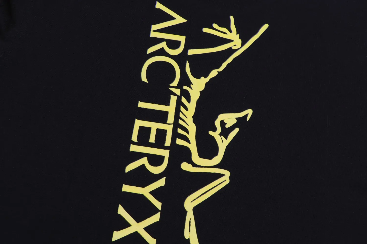 Arc’teryx ARC 23SS T 60 ， g 。 Breathable， ， ， 。 logo ， 。 ， 。 ， ， ， ， 。 Size:XS-L